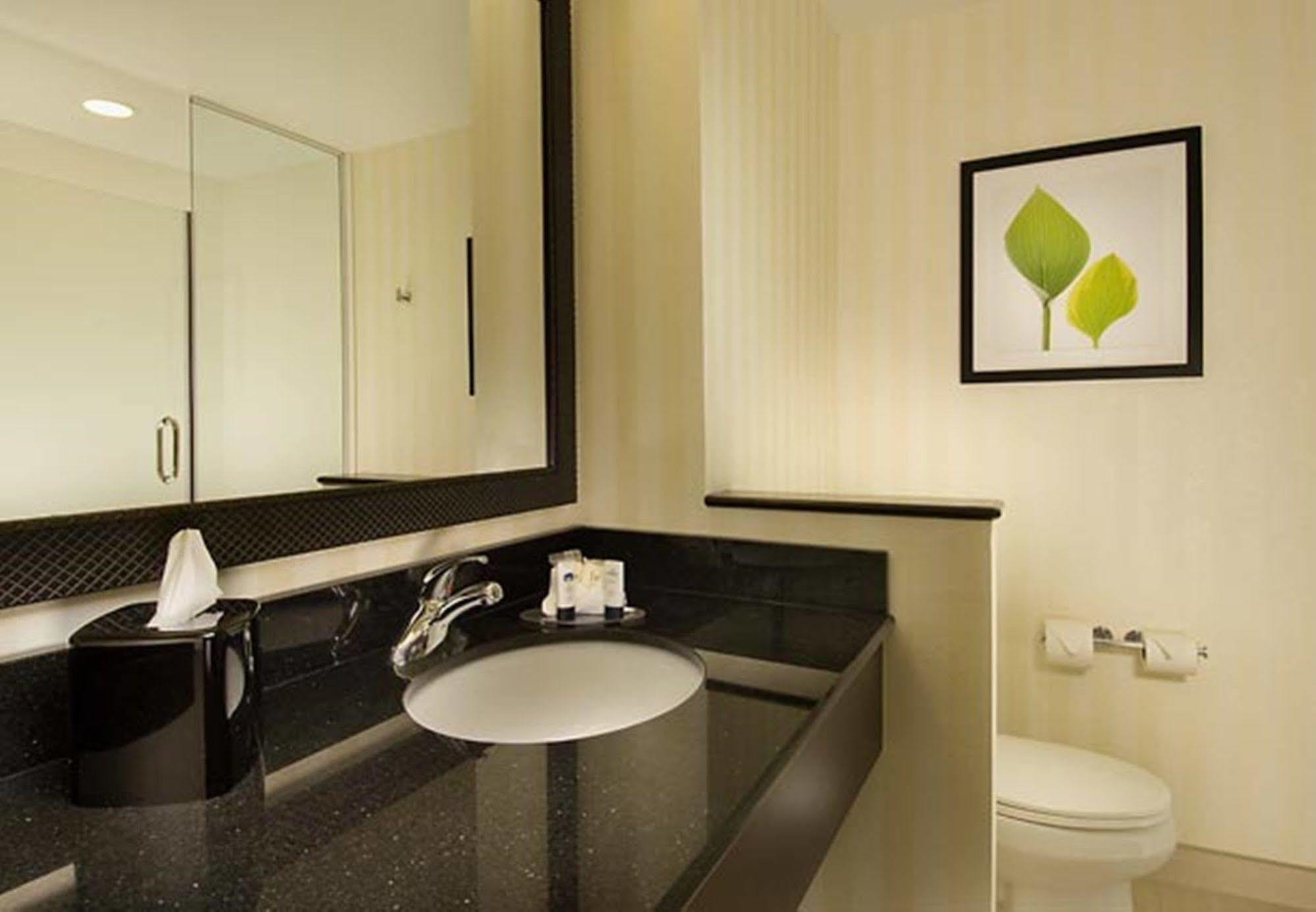 Fairfield Inn & Suites Jacksonville West/Chaffee Point Экстерьер фото